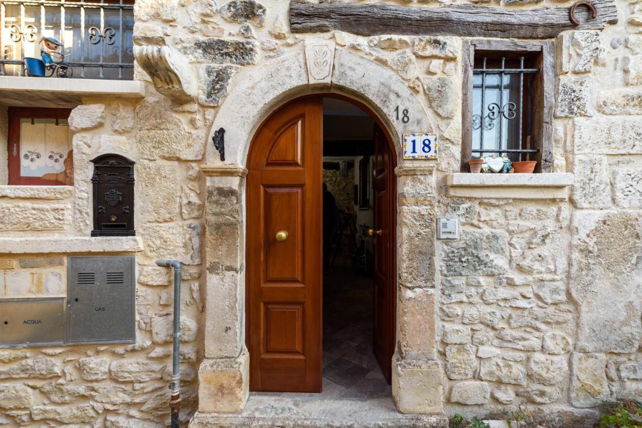 La Maison De Martine Bolognano Exteriér fotografie